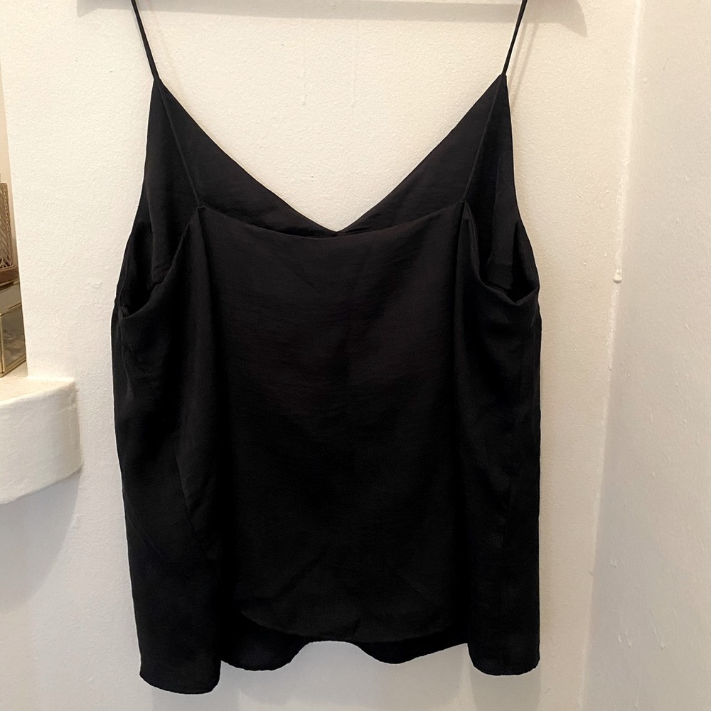 H&M blouse - Picture 2 of 3